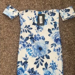 NWT Pretty Little Thing Dress Size 6